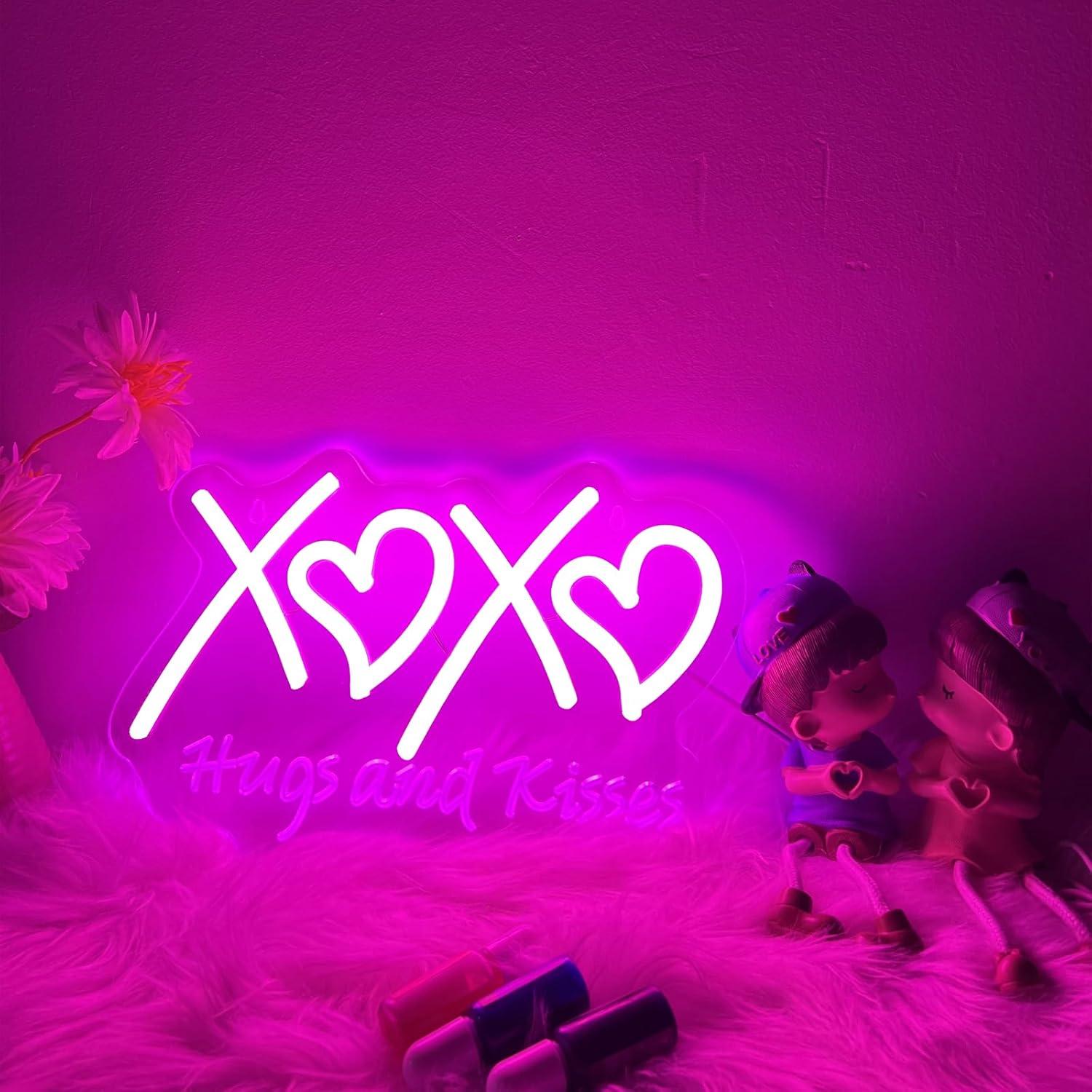 Insegna al neon XOXO, abbracci - Neon Sign Party recensione e prezzo